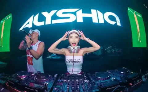 2025年抖音最火的100首歌曲合集精选好听的热门音乐合集下载