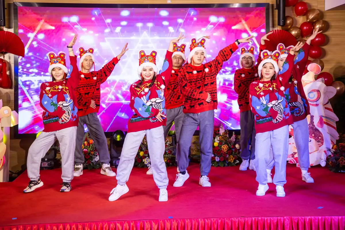 年会歌曲带动气氛经典老歌100首合集下载-年会歌曲好唱又好听推荐mp3打包下载