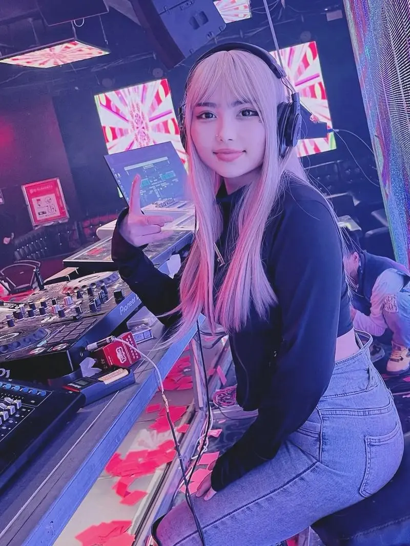 动感歌曲开车必备音乐推荐-老歌配DJ车载歌曲打包下载-提神醒脑轻音乐大全