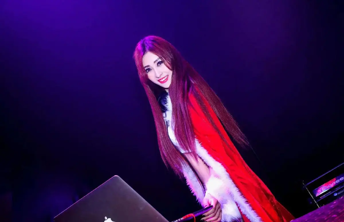 百大打碟慢摇酒吧舞曲下载百度网盘打包-酒吧专业DJ打碟套曲mp3下载