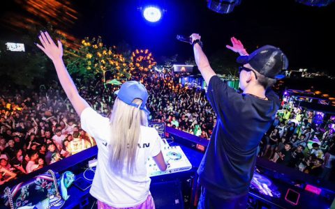 夜店蹦迪专用dj歌曲无损，夜店dj歌曲爆火经典劲爆舞曲，越听越上头！