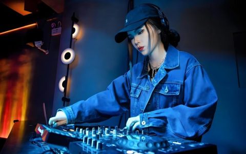 夜店酒吧DJ舞曲潮流电音mp3-社会摇慢摇歌曲配乐重低音慢摇音频