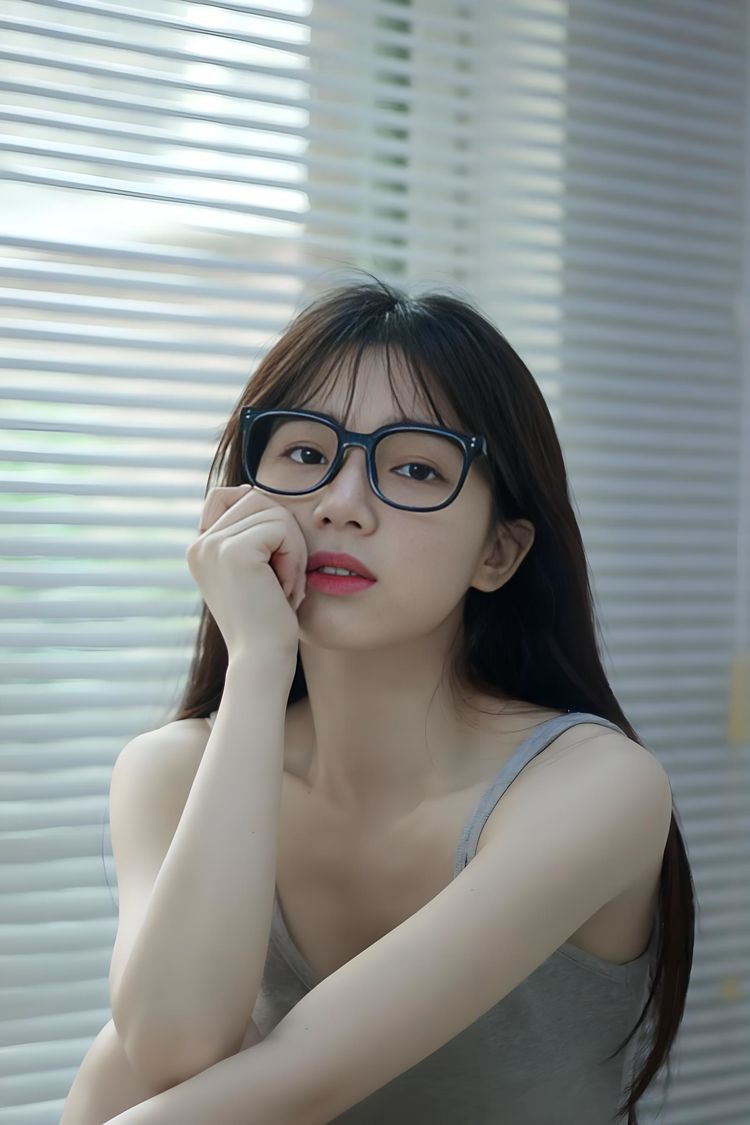 抖音流行歌曲2025最火网络网红同款音乐mp3下载-最火的破亿神曲